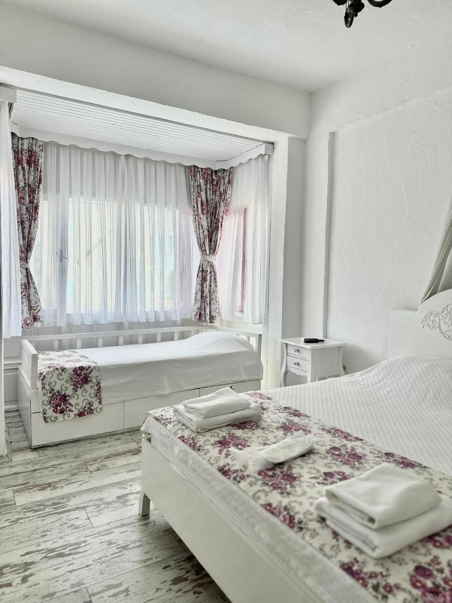 Aisem By Hire Hotel Alacati Exterior foto