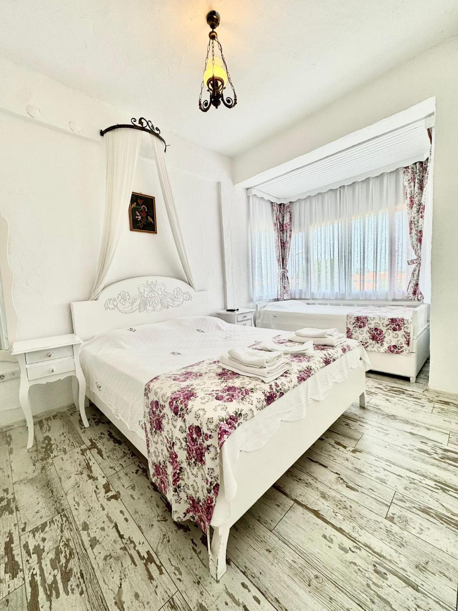 Aisem By Hire Hotel Alacati Exterior foto