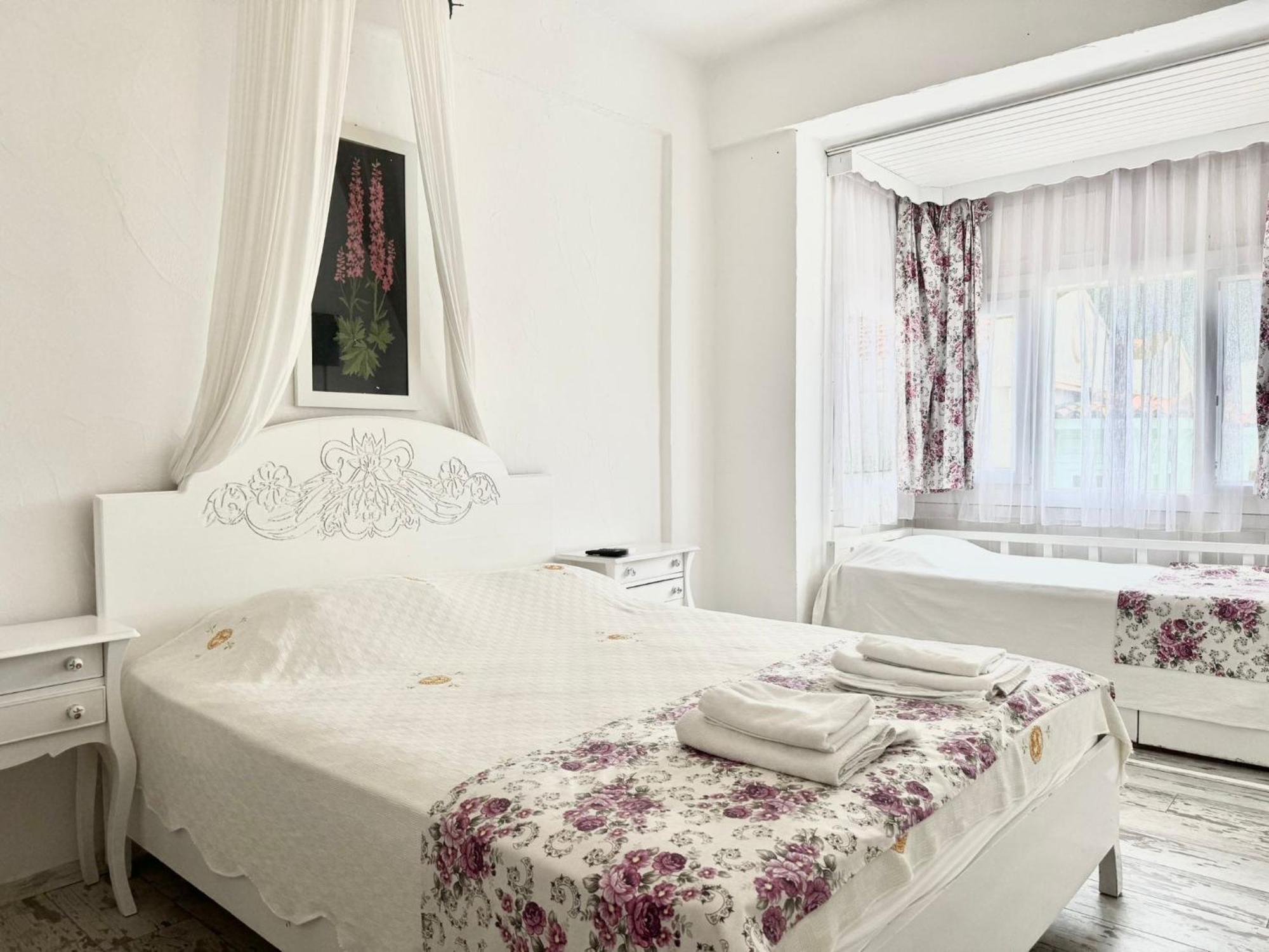Aisem By Hire Hotel Alacati Exterior foto